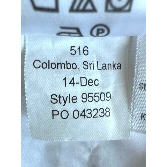 Lilly Pulitzer Buttercup Shorts White Scalloped Hem Size 2 - Picture 12 of 12